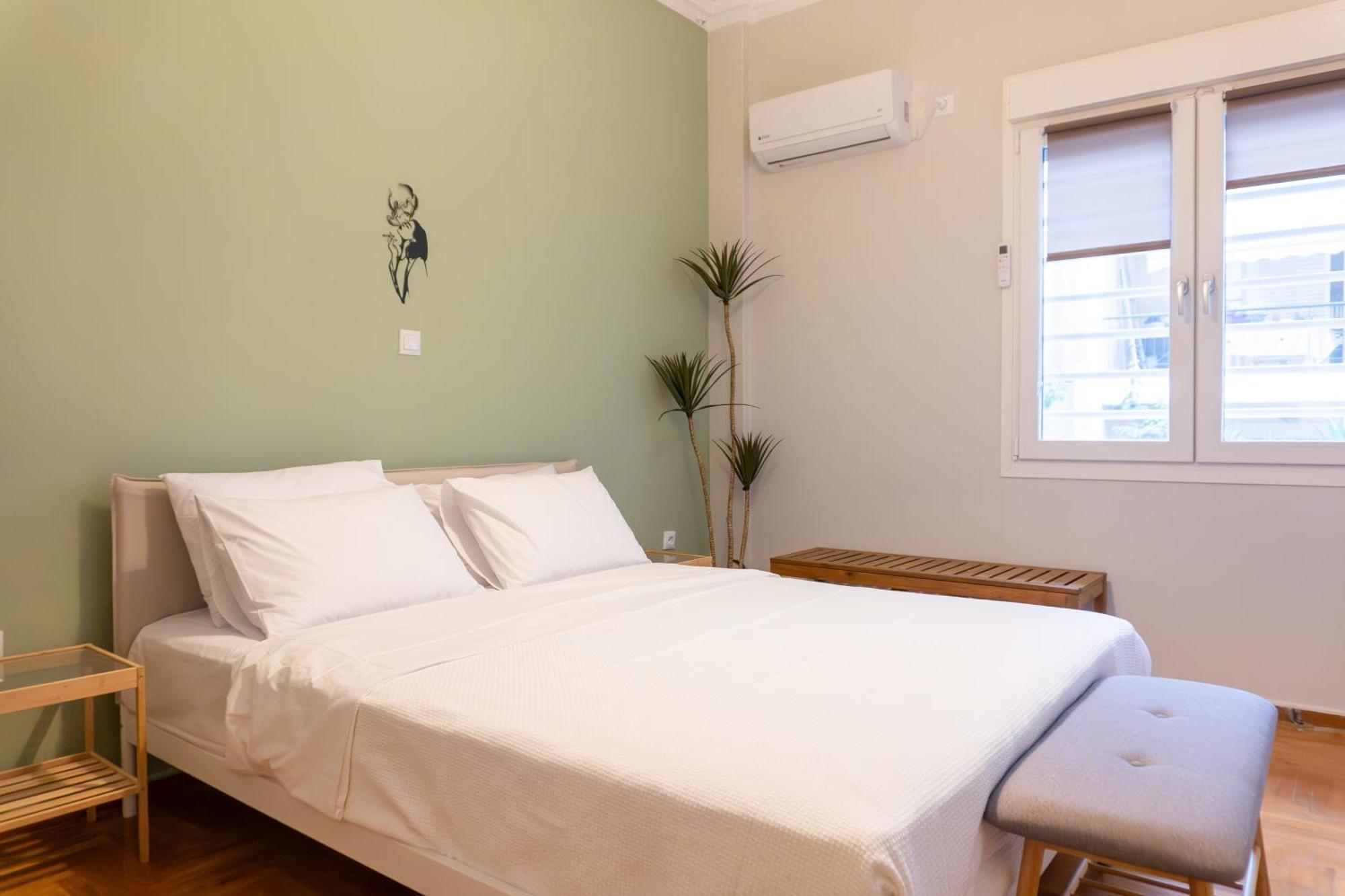 50 Steps Metro Kato Patisia Renovated Athens Apt Exterior foto